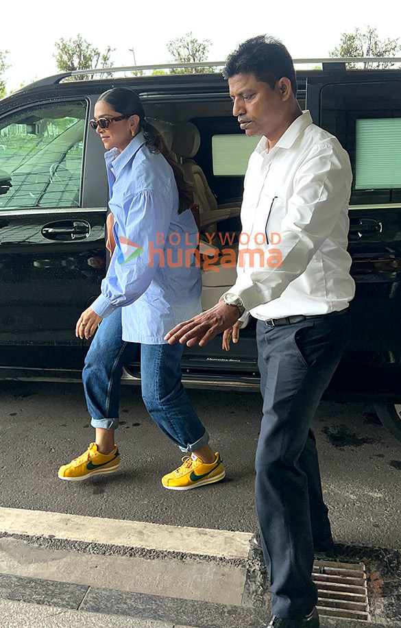 photos deepika padukone snpped at the airport 2