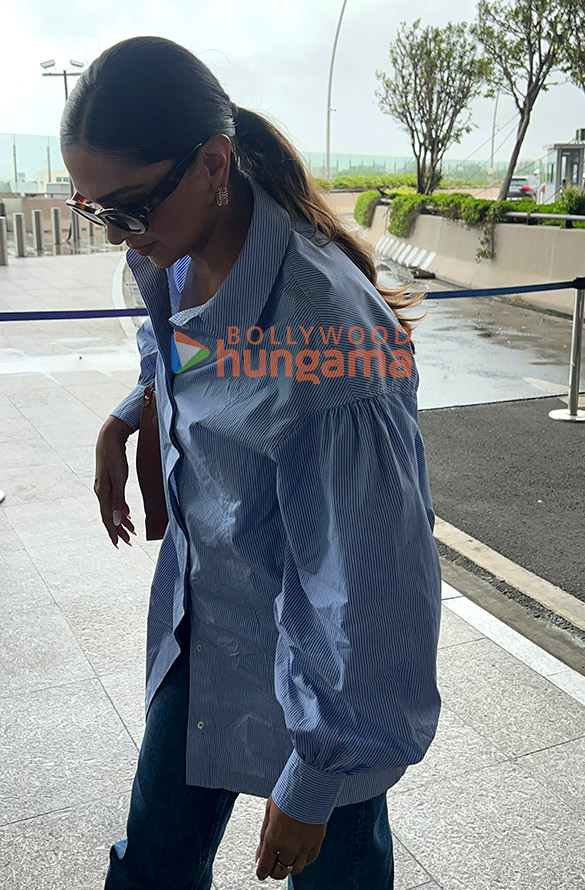 photos deepika padukone snpped at the airport 3
