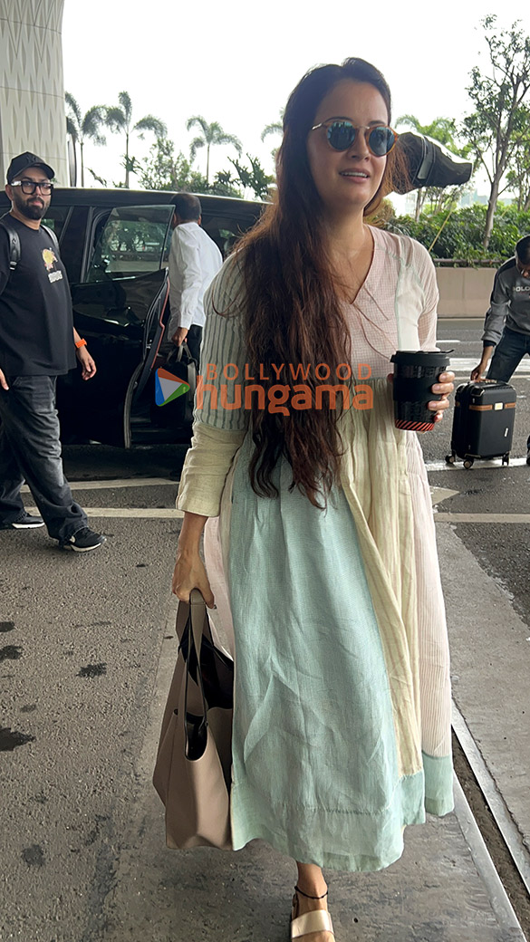 photos dia mirza snapped at the airport 2 3