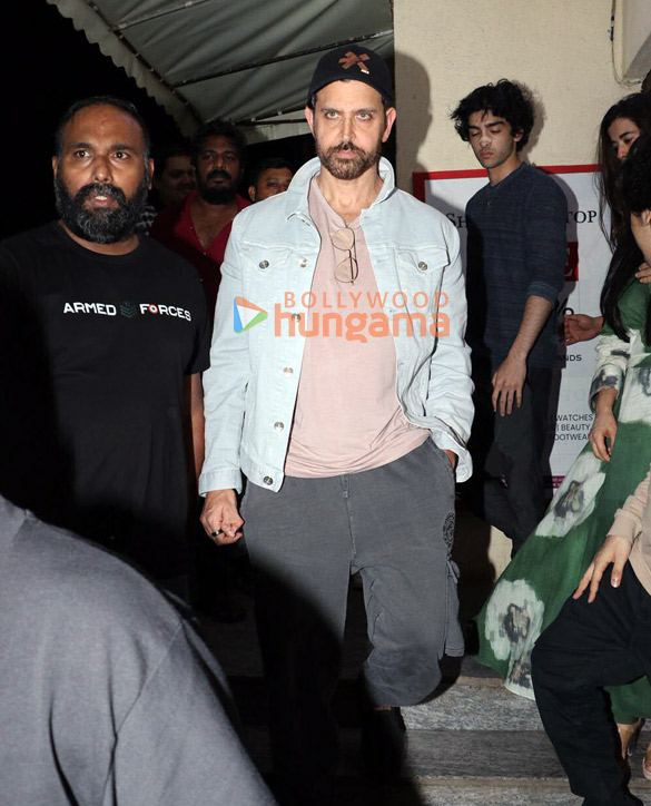 photos hrithik roshan spotted with saba azad at juhu pvr 3 2
