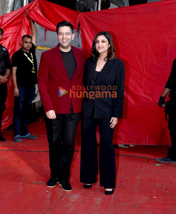 photos parineeti chopra and raghav chadha snapped shooting for a special episode of netflixs the great indian kapil show 3