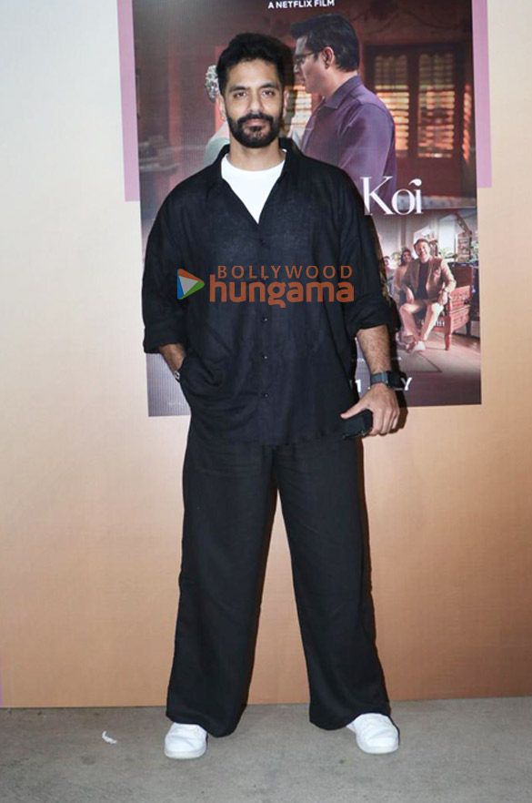 photos r madhavan fatima sana shaikh sophie choudry and others grace the special screening of aap jaisa koi 1090 6