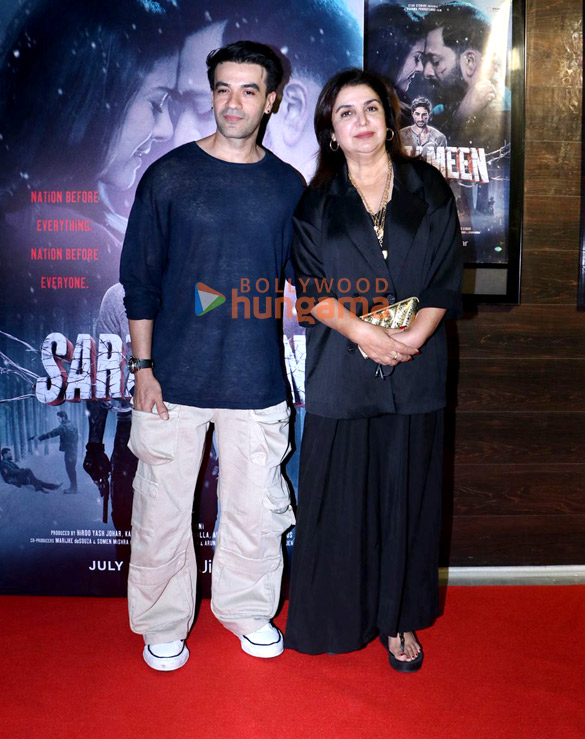 photos sara ali khan anjini dhawan and others grace the premiere of sarzameen 1042 13