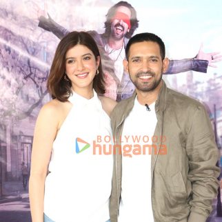 Photos: Shanaya Kapoor and Vikrant Massey snapped promoting Aankhon Ki Gustaakhiyan