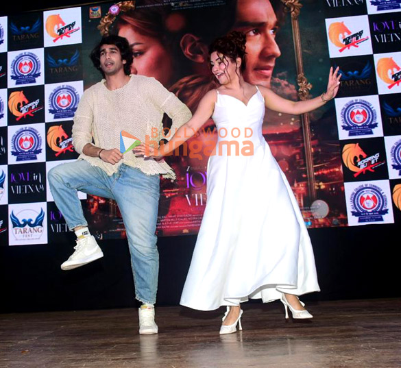 photos shantanu maheshwari and avneet kaur spotted at lala lajpat rai college promoting bade din huye from their movie love in vietnam 1