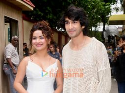 Photos: Shantanu Maheshwari and Avneet Kaur spotted at Lala Lajpat Rai College promoting ‘Bade Din Huye’ from their movie ‘Love In Vietnam’