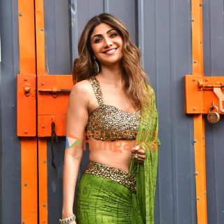 Photos: Shilpa Shetty snapped on the sets of Super Dancer 5