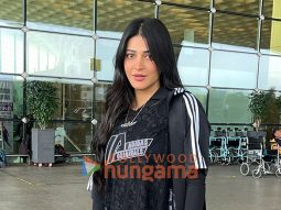 Photos: Shruti Haasan and Orhan Awatramani snapped at the airport