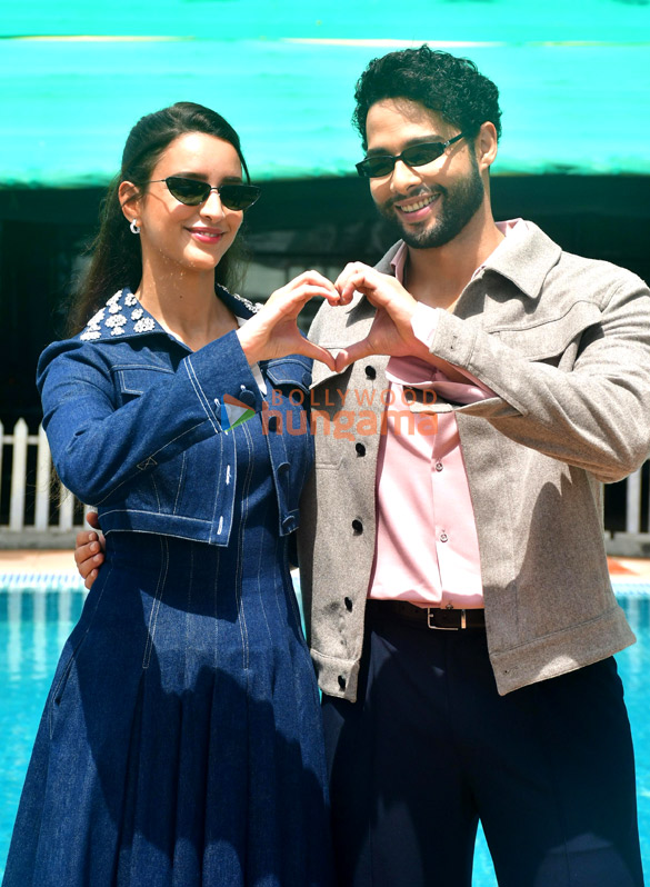 Photos: Siddhant Chaturvedi and Triptii Dimri snapped promoting Dhadak 2
