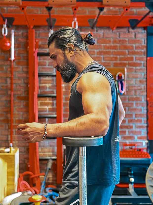 Ram Charan undergoes intense physical prep ahead of new Peddi schedule: "Changeover begins"