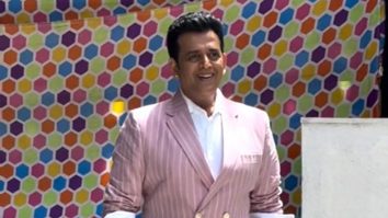 Ravi Kishan papped in a perfect suit