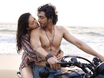 Saiyaara Box Office Estimate Day 1 : Mohit Suri directorial opens to a BLOCKBUSTER response; collects Rs. 21 crores Saiyaara Box Office Estimate Day 1 : Mohit Suri directorial opens to a BLOCKBUSTER response; collects Rs. 21 crores