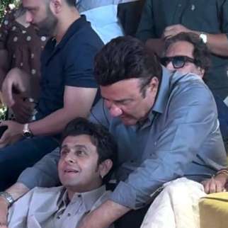 A Glimpse of brotherly bonding Sonu Nigam & Anu Malik