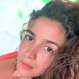 Alia Bhatt radiates natural glow in sun-kissed no-makeup selfies on beach getaway; see pics