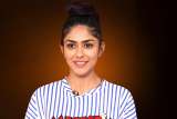 Mrunal Thakur: “If someone hacks my phone they will find…” | Star Tech