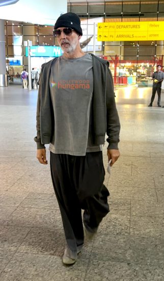 Photos: Akshay Kumar snapped at the airport