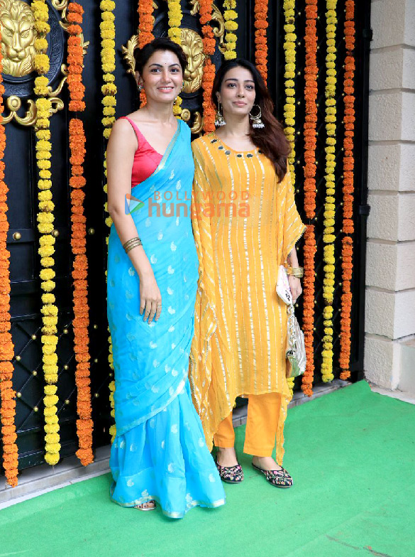 photos celebs grace ektaa r kapoors ganesh chaturthi celebrations 11 2