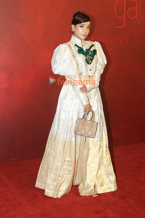 photos disha patani malaika arora khushi kapoor vijay verma kiran rao and others graced the red carpet for the first bridal col 23