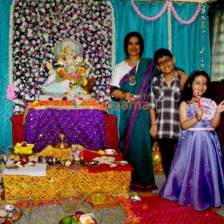 Photos: Divya Dutta welcomes Ganpati at her residence