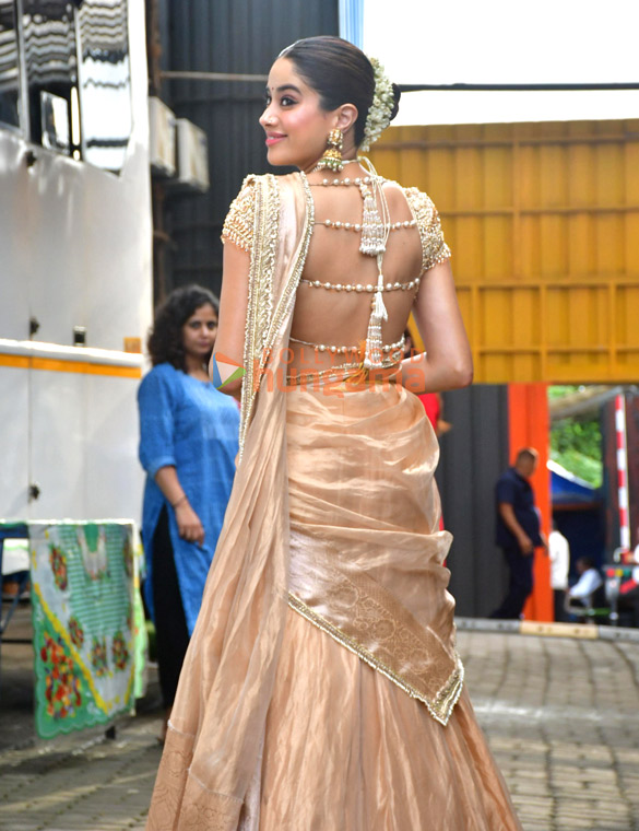 photos janhvi kapoor snapped promoting param sundari 2