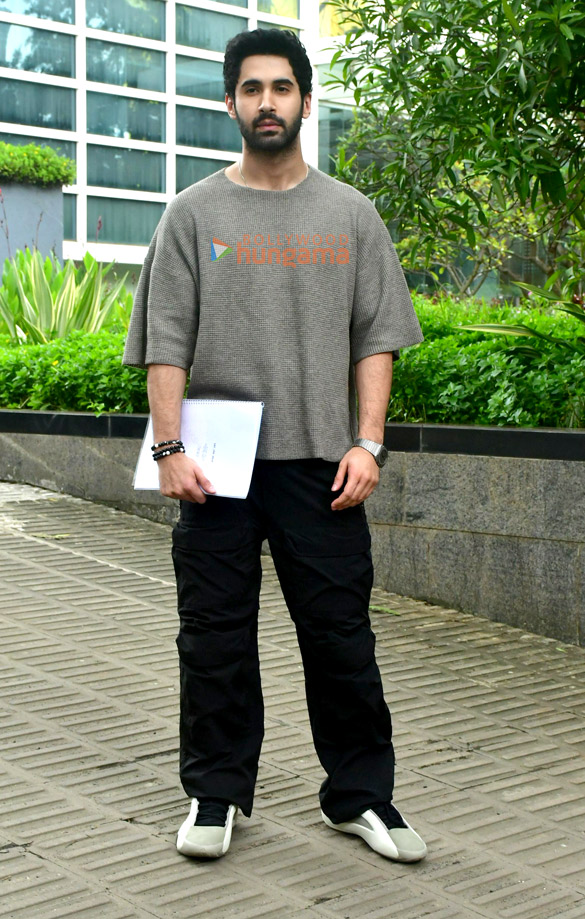 Photos: Lakshya and Sana Makbul spotted at Dharma Productions’ office in Andheri Photos: Lakshya and Sana Makbul spotted at Dharma Productions’ office in Andheri