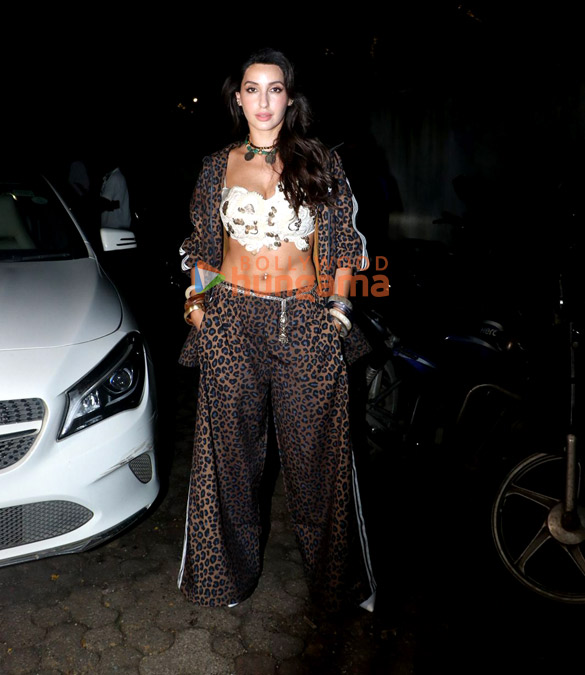 Photos: Nora Fatehi snapped at The Kings Dance Studio in Andheri Photos: Nora Fatehi snapped at The Kings Dance Studio in Andheri