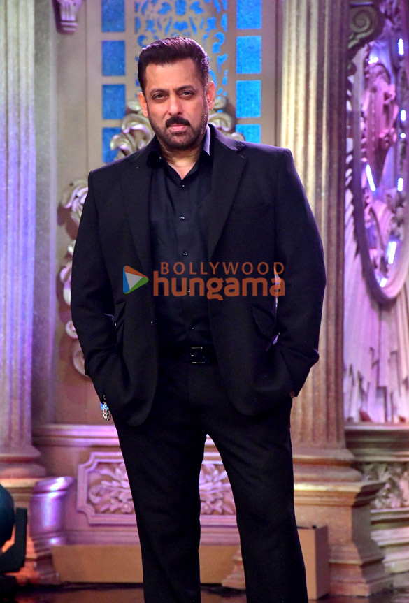 Photos: Salman Khan snapped on the sets of Bigg Boss 19 Photos: Salman Khan snapped on the sets of Bigg Boss 19