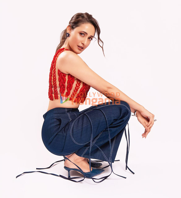 pragya jaiswal 0008 1