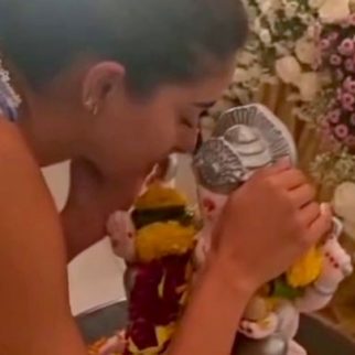 Ananya Panday saying bye to her Ganpati Bappa