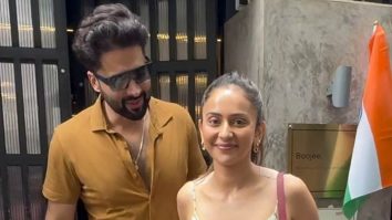 Pookie couple Rakul Preet Singh & Jackky Bhagnani spotted hand in hand