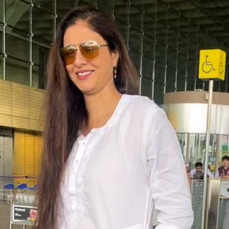 Tabutiful! Tabu papped in white kurti at the airport