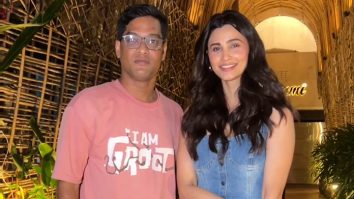 Daisy Shah clicking with the fans