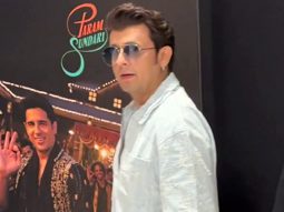 Legend singer Sonu Nigam spotted by media