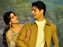 Sidharth & Janhvi grooving on Pardesiya