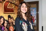 Mrunal Thakur, Deepak Dobriyal and Akanksha Puri snapped at a special screening of Son Of Sardaar 2 hosted by debutant Roshni Walia