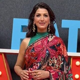 Sonali Bendre in a beautiful red saree looks breathtaking