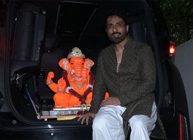 Sonu Sood blends tradition with care for nature in eco-friendly Ganpati visarjan