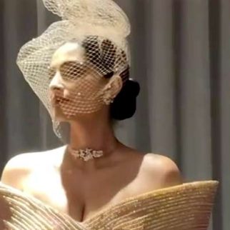 Golden Goddess Sonam Kapoor
