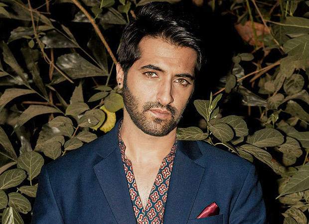 Akshay Oberoi flies to Poland amid buzz of joining the shoot of Shah Rukh Khan starrer King