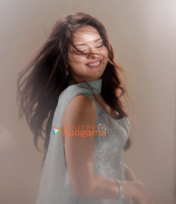 avneet kaur 8 12