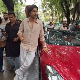Ibrahim Ali Khan turns heads with his swanky MG Cyberster EV Roadster worth Rs. 75 lakhs