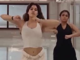 Janhvi Kapoor’s killer moves