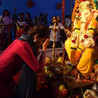 Nikita Dutta visits Mumbai’s iconic Ganpati Pandals on Ganeshotsav