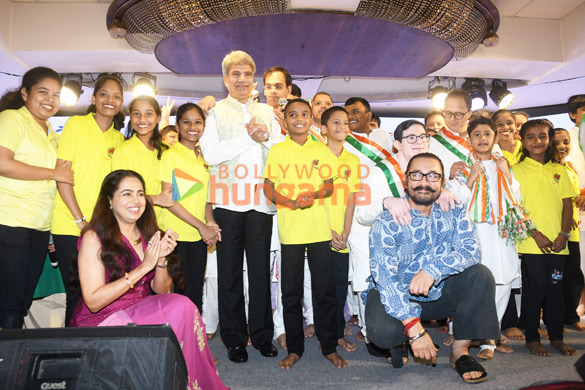 Photos: Aamir Khan and others graces the 4th Season of Ajivasan Act Photos: Aamir Khan and others graces the 4th Season of Ajivasan Act