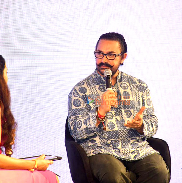 photos aamir khan graces the 4th season of ajivasan act 6