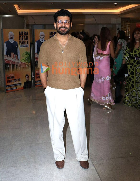 photos akshay kumar tiger shroff arjun kapoor and others grace the screening of the grand musical saga mera desh pahle 5