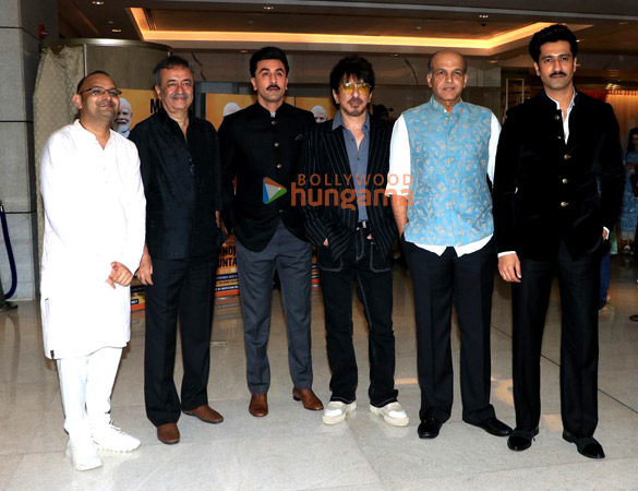 photos akshay kumar tiger shroff arjun kapoor and others grace the screening of the grand musical saga mera desh pahle 7 2