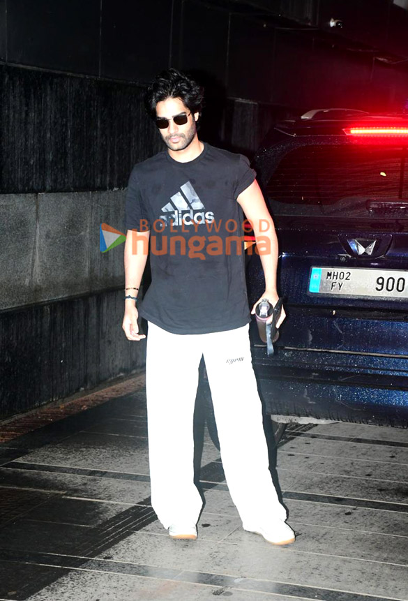 photos alaya f and aaman devgan snapped in bandra 3
