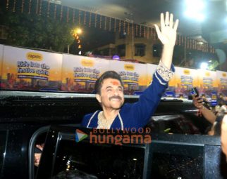 Photos: Anil Kapoor and Sunita Kapoor snapped at Lalbaugcha Raja