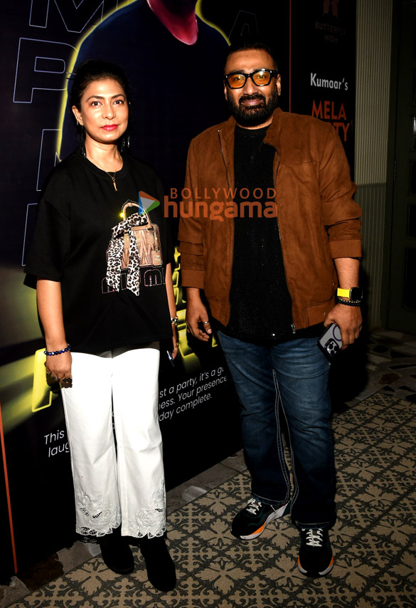 photos anu malik sunil grover rajat bedi and others grace lyricist kumaars birthday bash 19